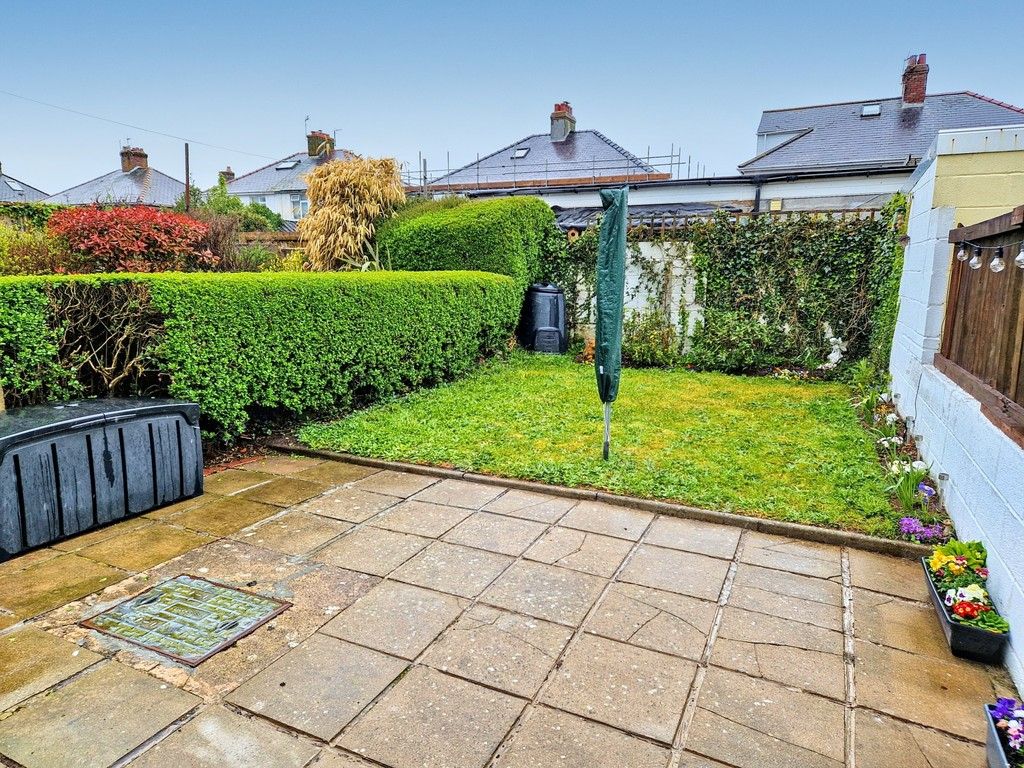 Property photo 2 of 22