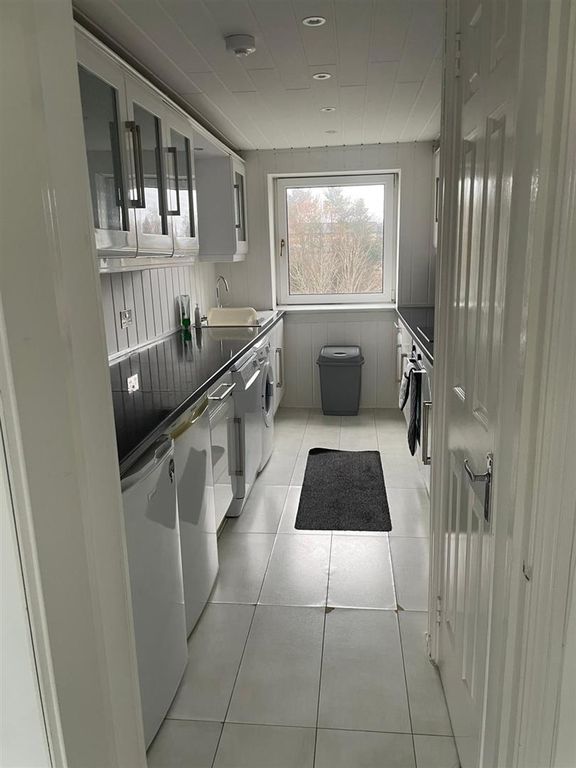 Property photo 3 of 21 9.Jpg