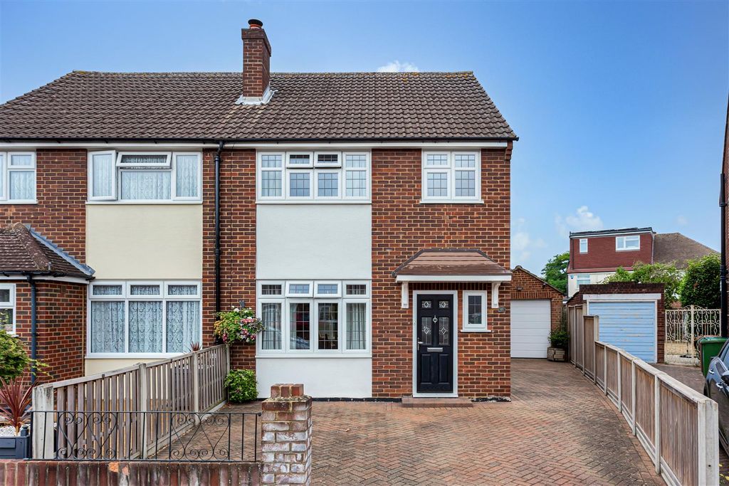 Property photo 1 of 13 Chessholme Road Foh.Jpg