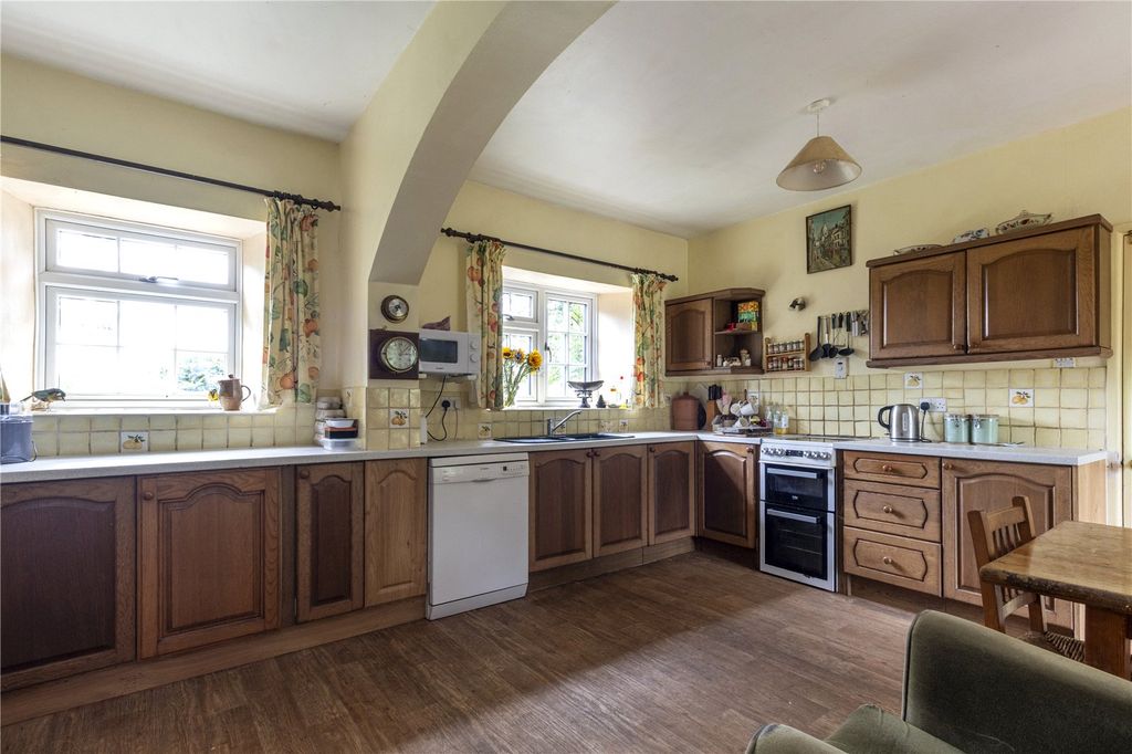 Property photo 3 of 23 Picture No. 40