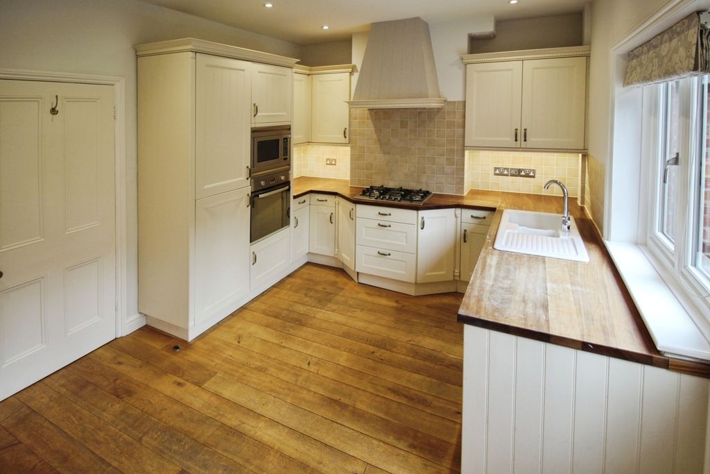 Property photo 2 of 14 Picture No. 03