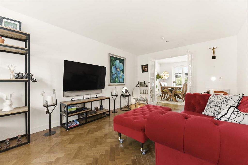 Property photo 3 of 19 03-A7404716.Jpg