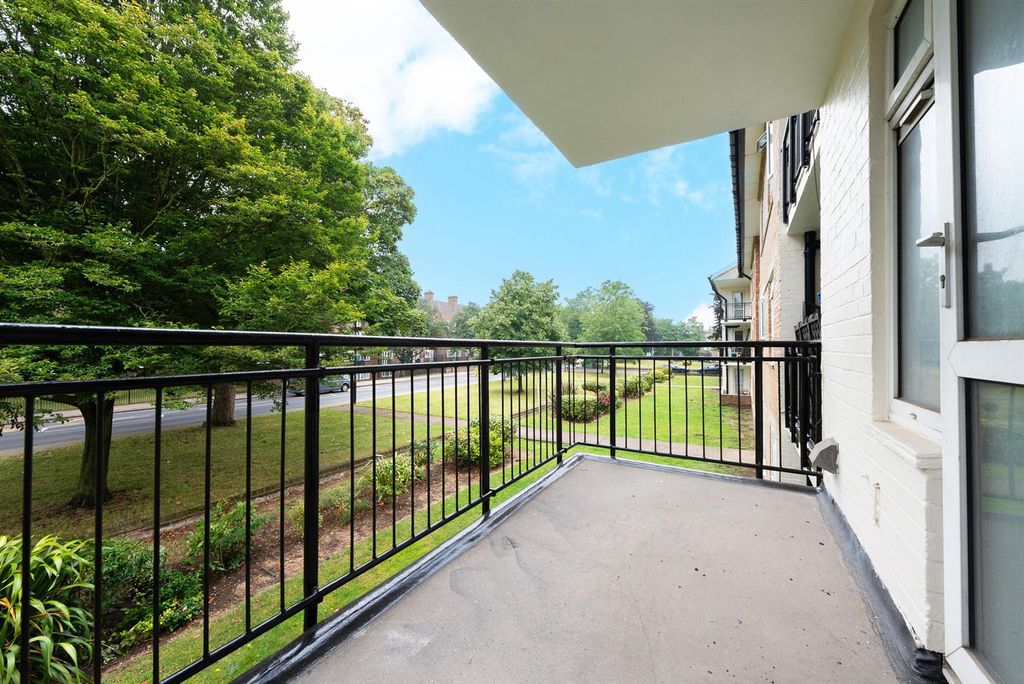 Property photo 2 of 13 Balcony