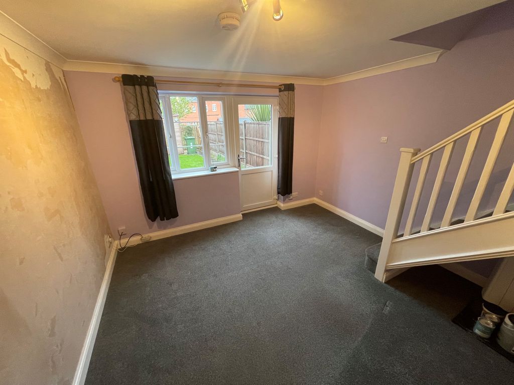 Property photo 3 of 6 C