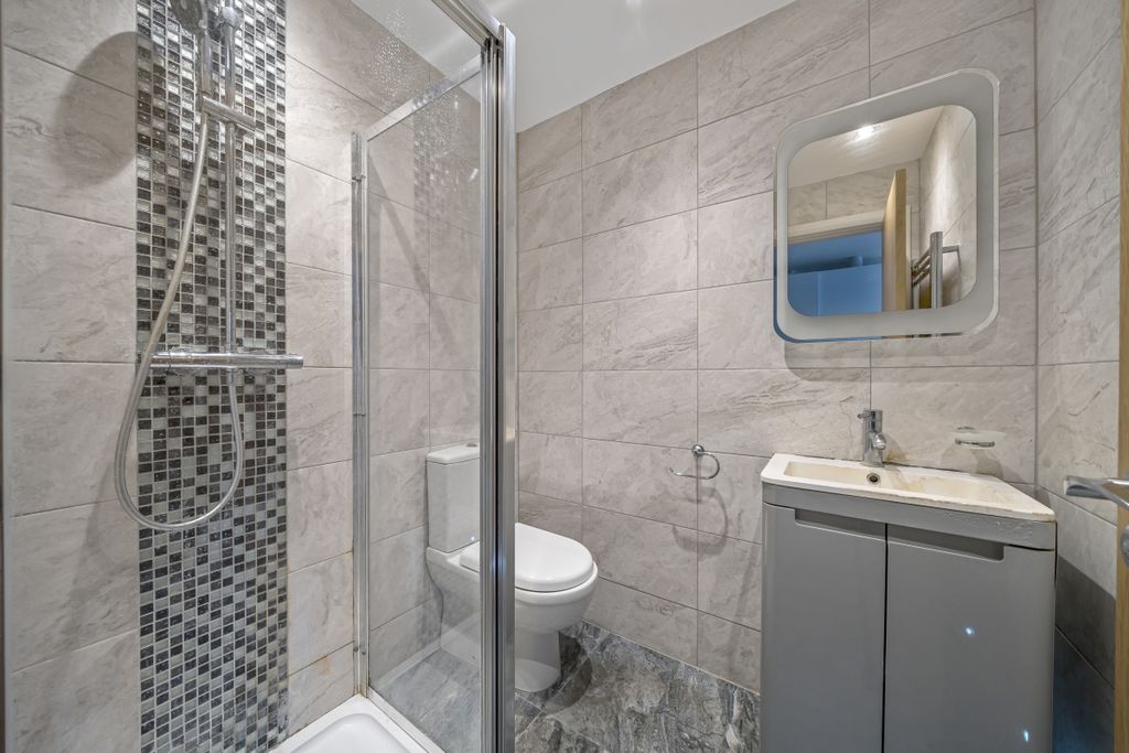 Property photo 3 of 6 932994 (6)