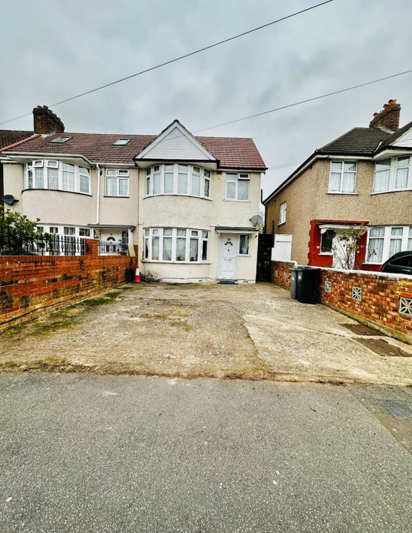 Property photo 1 of 5