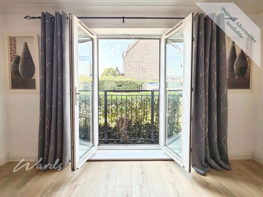 Property photo 3 of 12 Lounge Doors