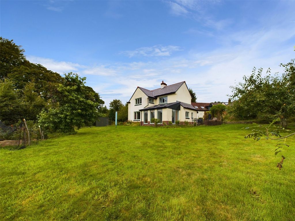 Property photo 2 of 46 Picture No. 29