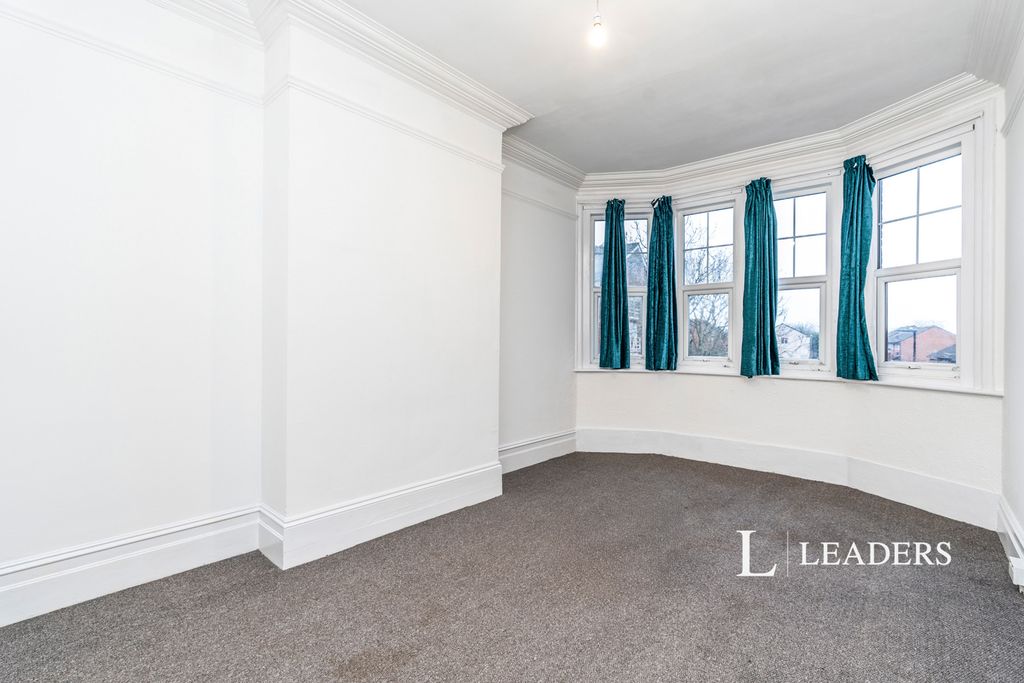 Property photo 2 of 11 Photo