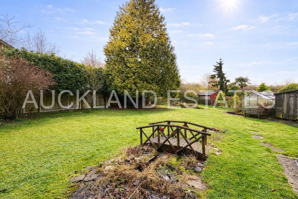 Property photo 2 of 16 Image03527