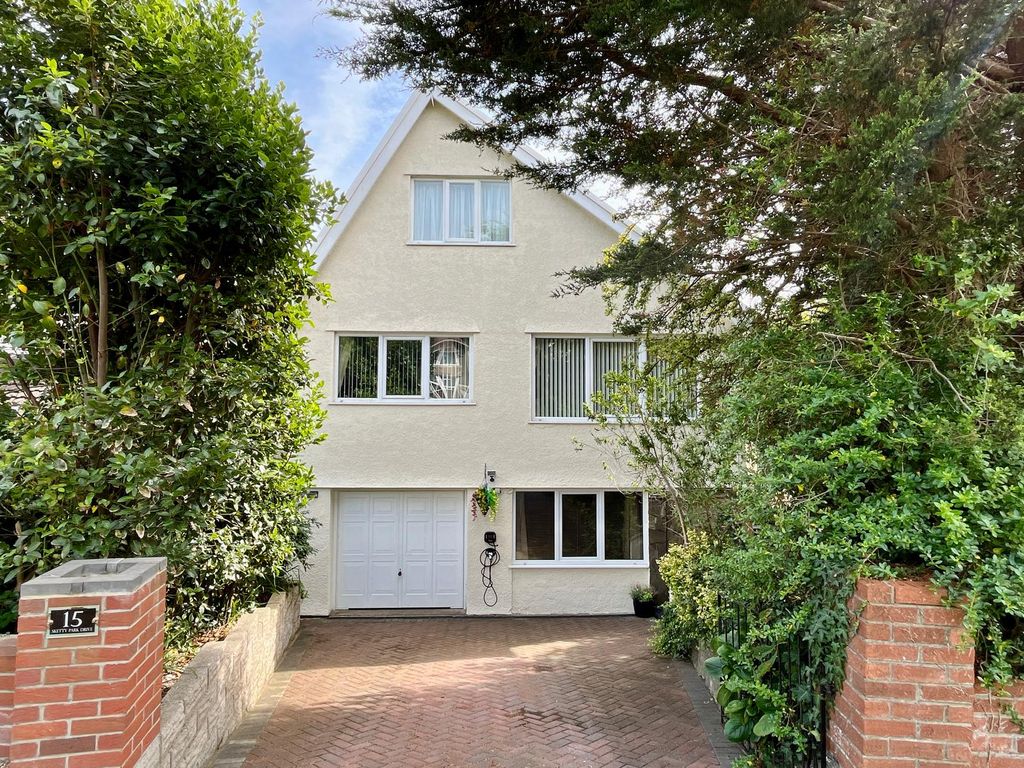 Property photo 1 of 28