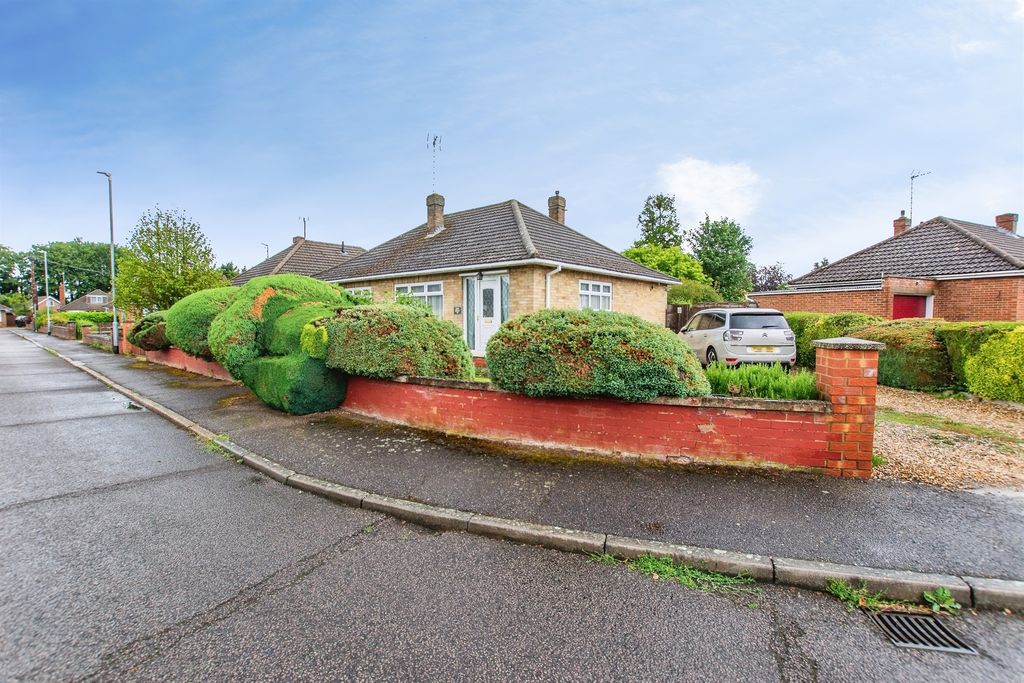 Property photo 1 of 20