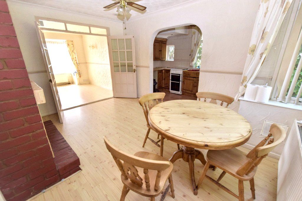 Property photo 2 of 13 Living Space