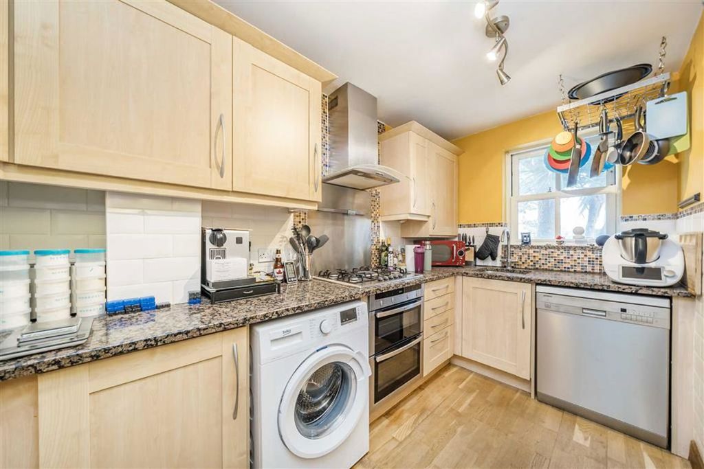Property photo 2 of 9