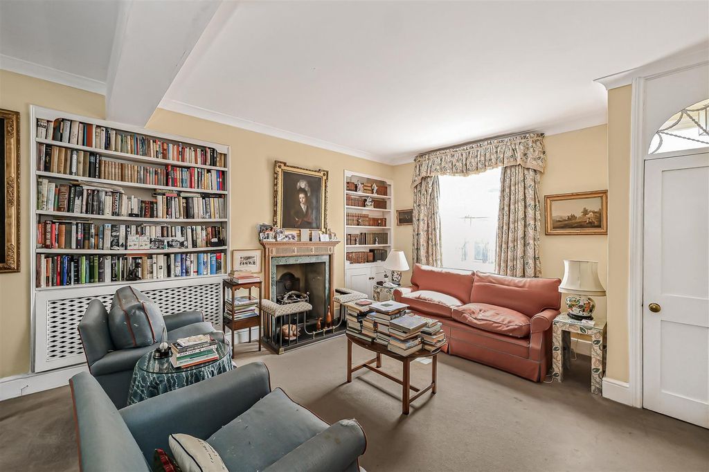 Property photo 3 of 14 42-Smith-Terrace02.Jpg