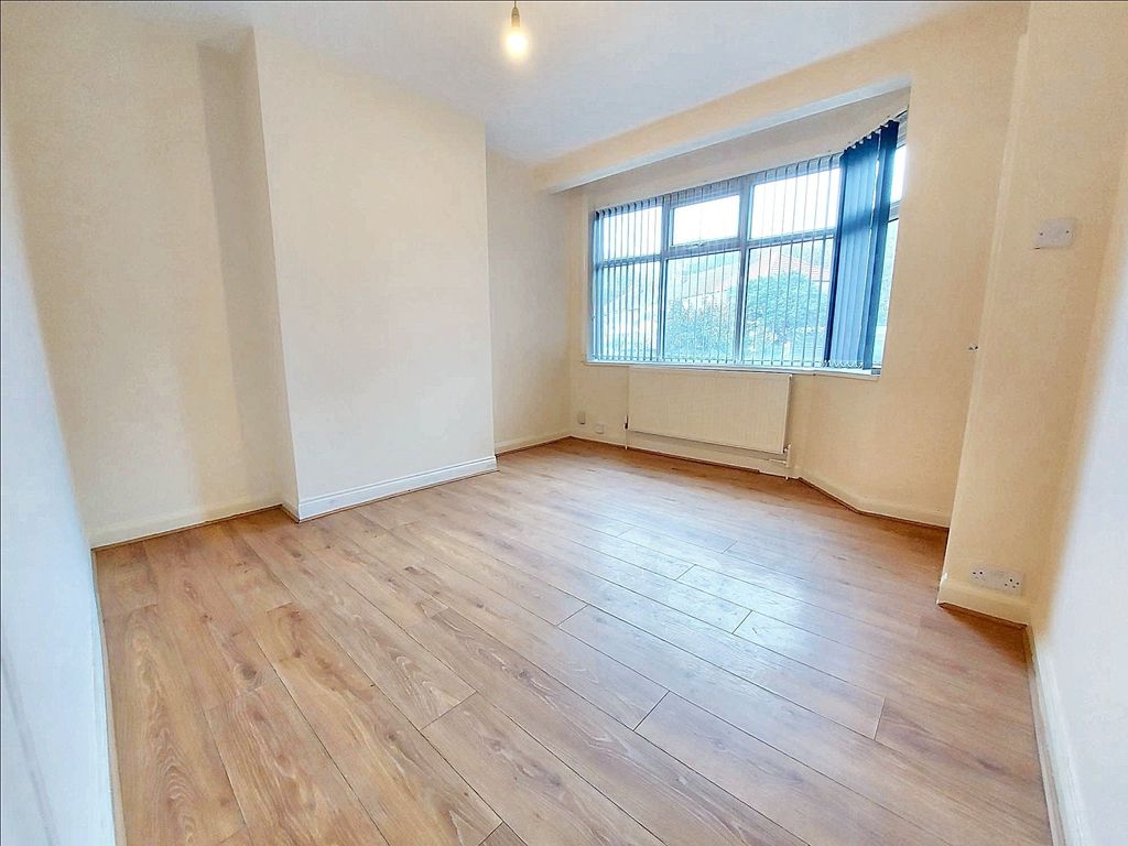 Property photo 2 of 9 Reception