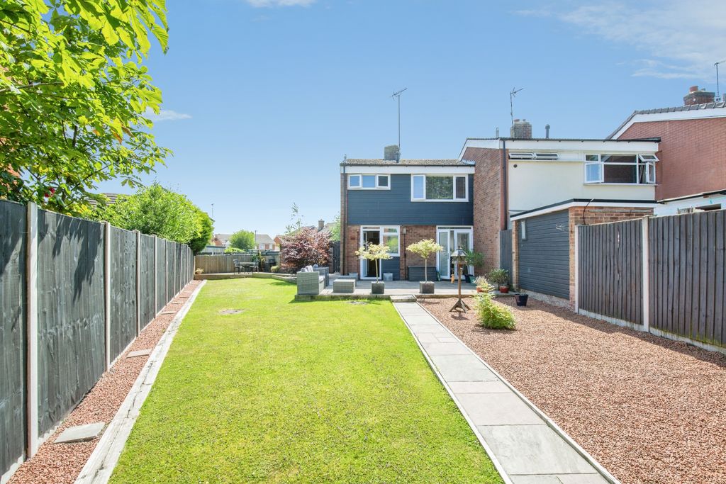Property photo 3 of 22 3889Db5A-Mw26-428
