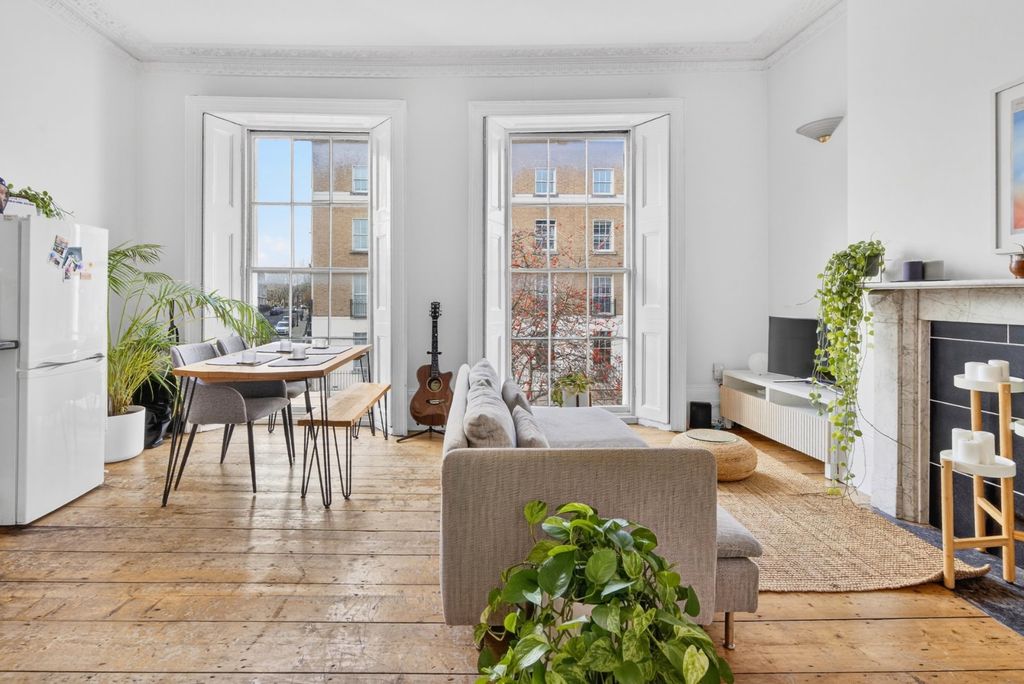 Property photo 1 of 16 Picture No. 11