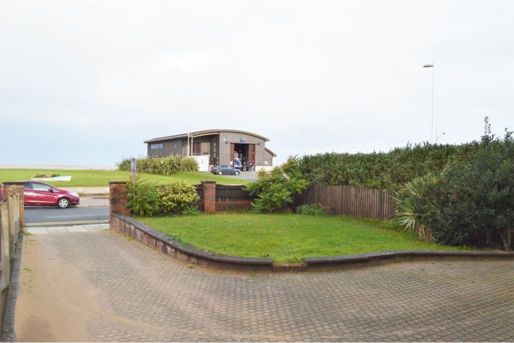 Property photo 1 of 13