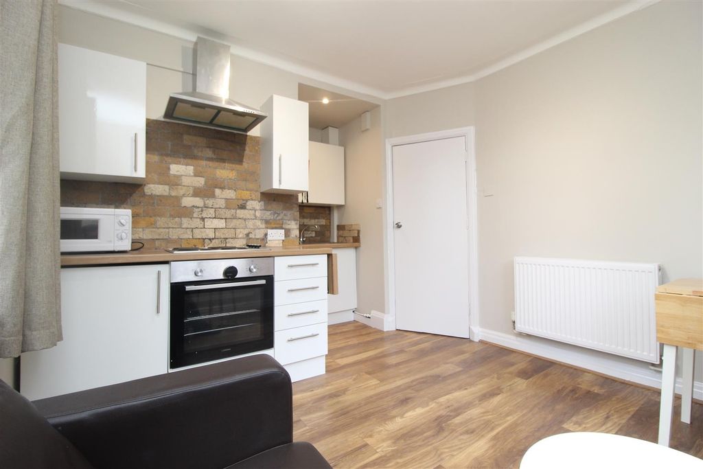 Property photo 3 of 9 Img_5765.Jpg