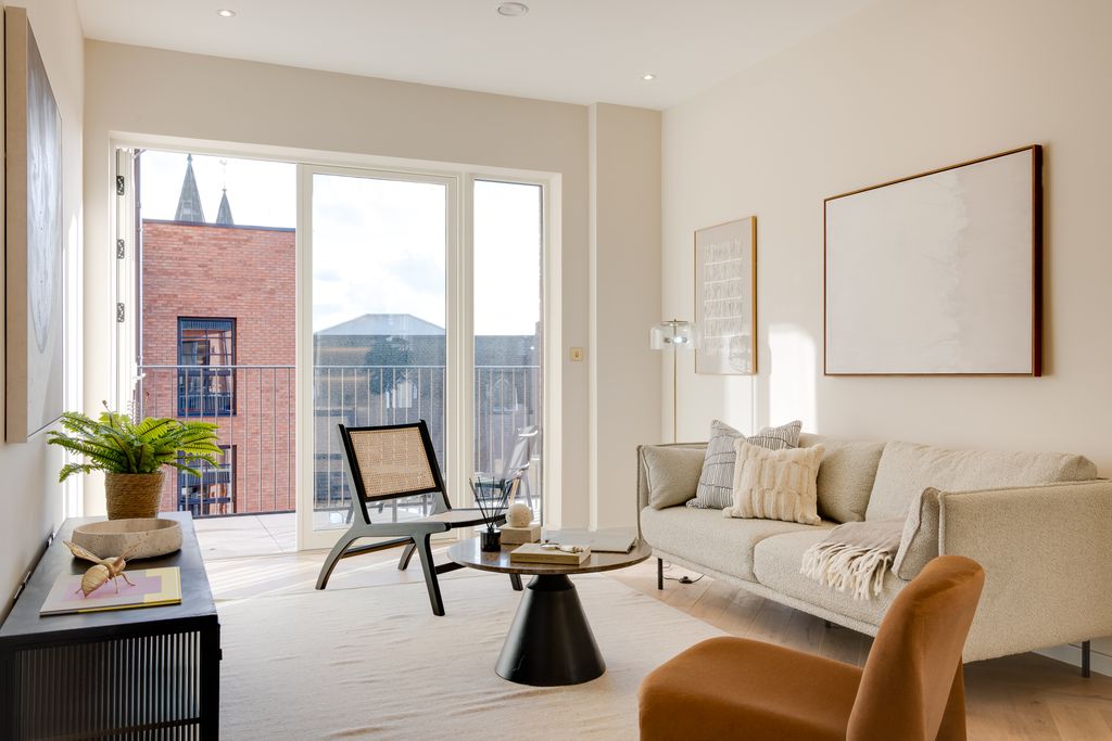 Property photo 1 of 8 The Tipton 25(Penthouse)-13.Jpg