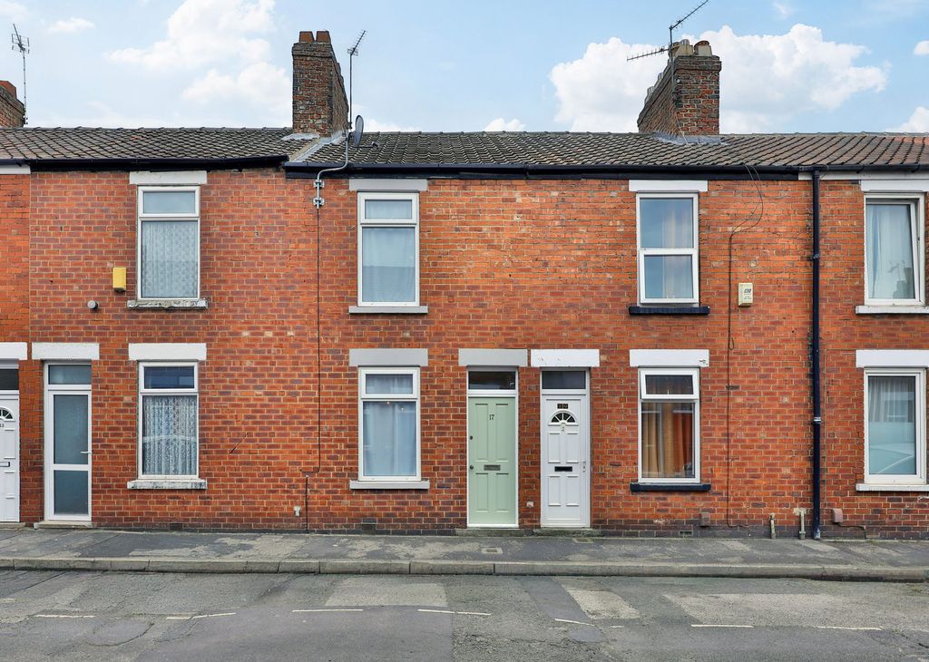 Property photo 1 of 19