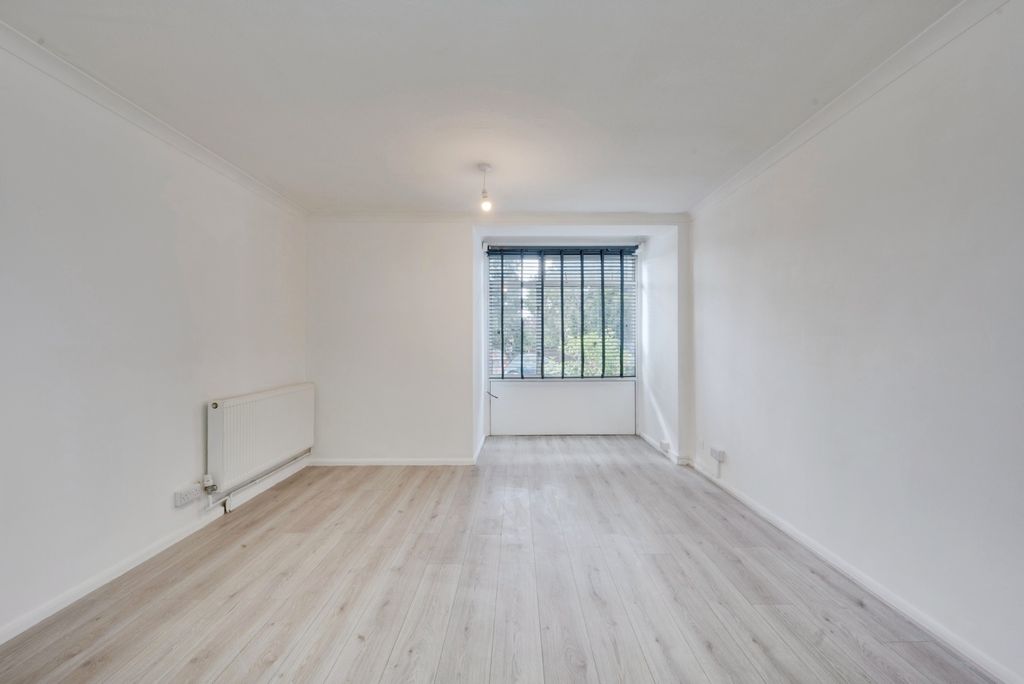 Property photo 2 of 13 Image 1