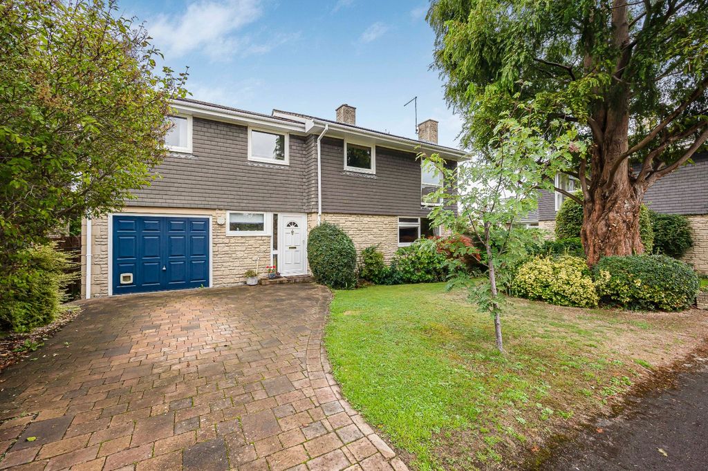 Property photo 1 of 27 Front External
