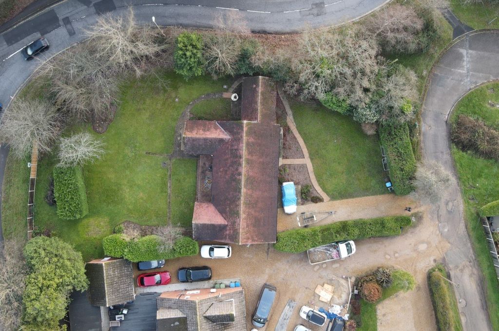 Property photo 2 of 23 Gallery