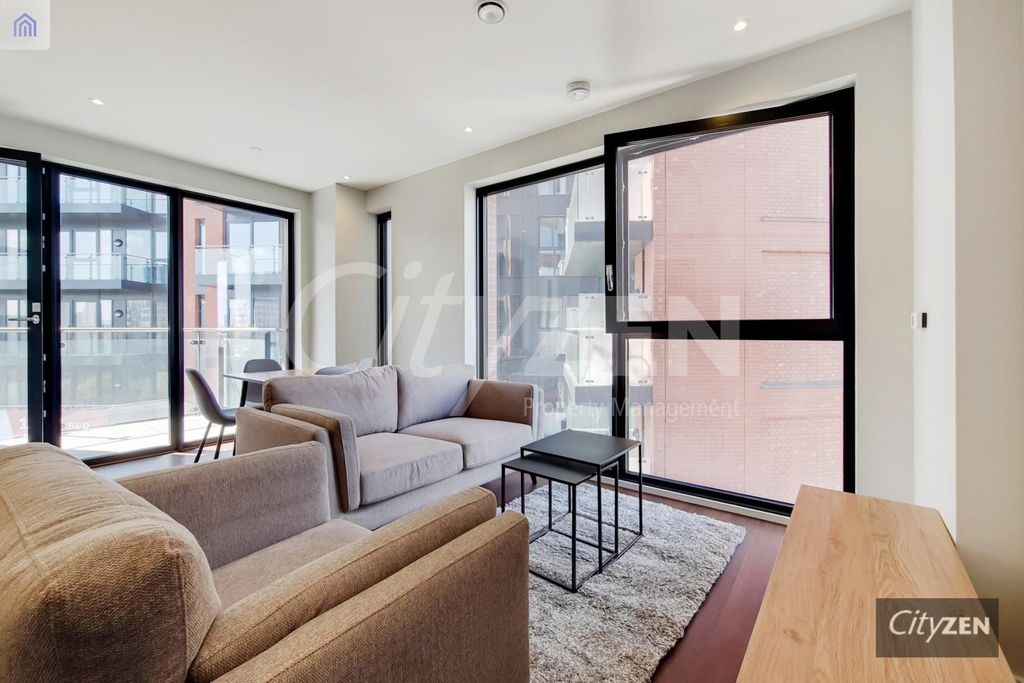 Property photo 2 of 10 Reception Room