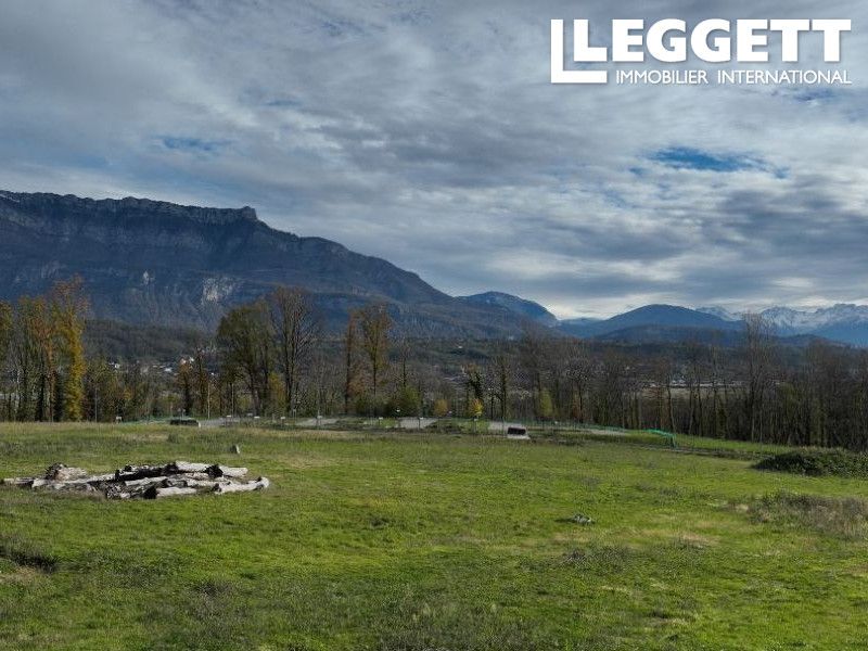 Property photo 3 of 5