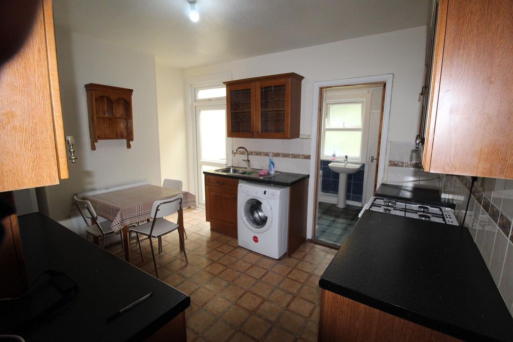 Property photo 2 of 7 4662.Jpg