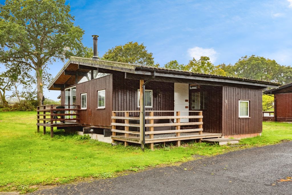 Property photo 1 of 17 Photo