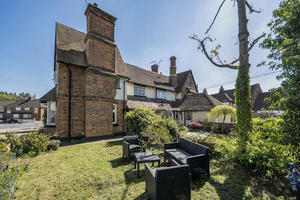 Additional image 13 of 1 bed maisonette for saleEmpress Cottages, Ship Lane, Farnborough GU14
