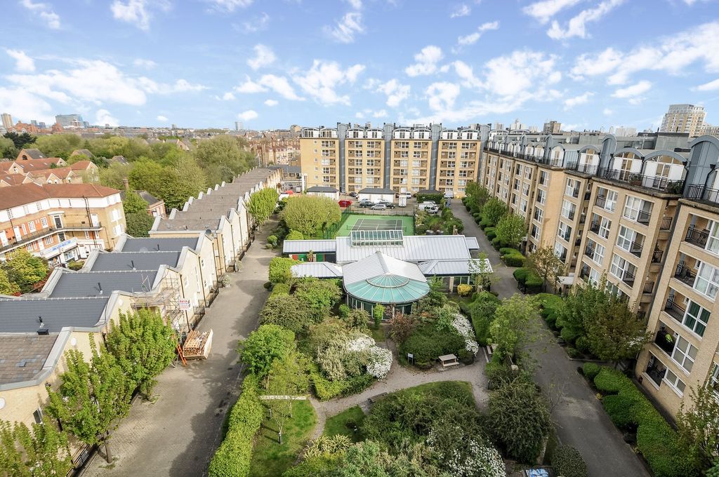 Property photo 1 of 13