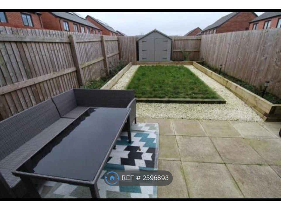 Property photo 3 of 9 Garden