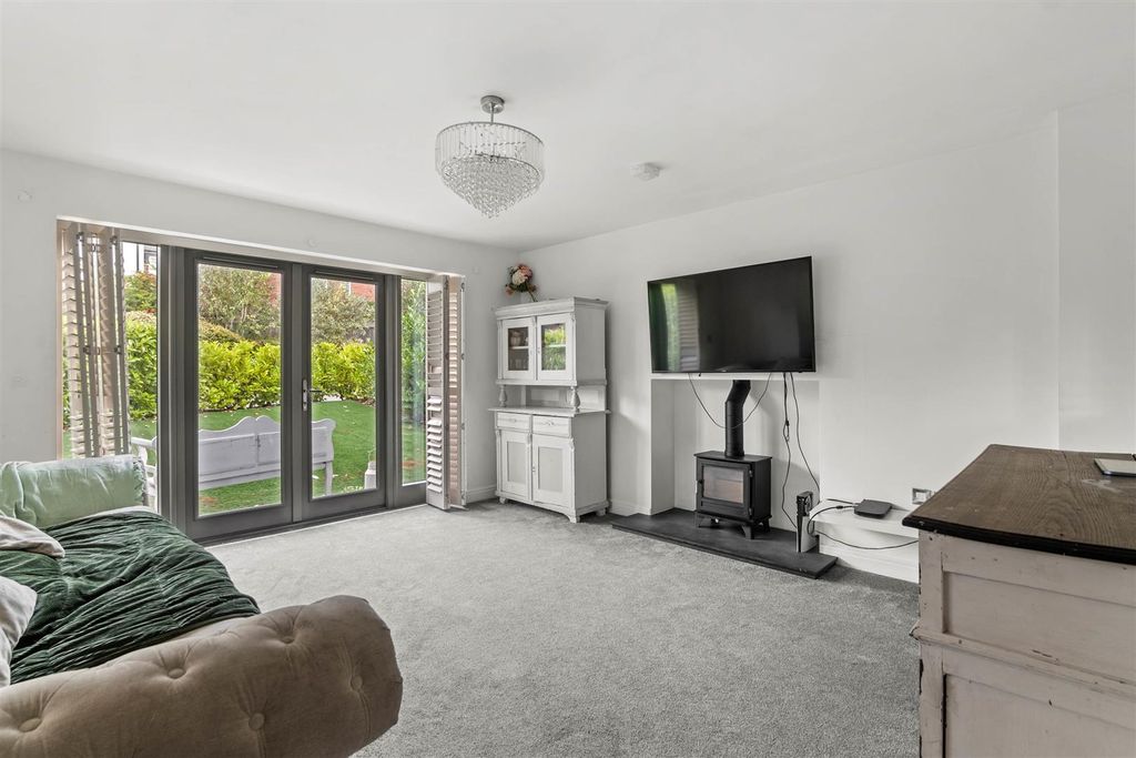 Property photo 3 of 14