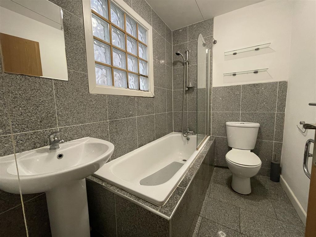 Property photo 3 of 5 Img_5051.Jpg