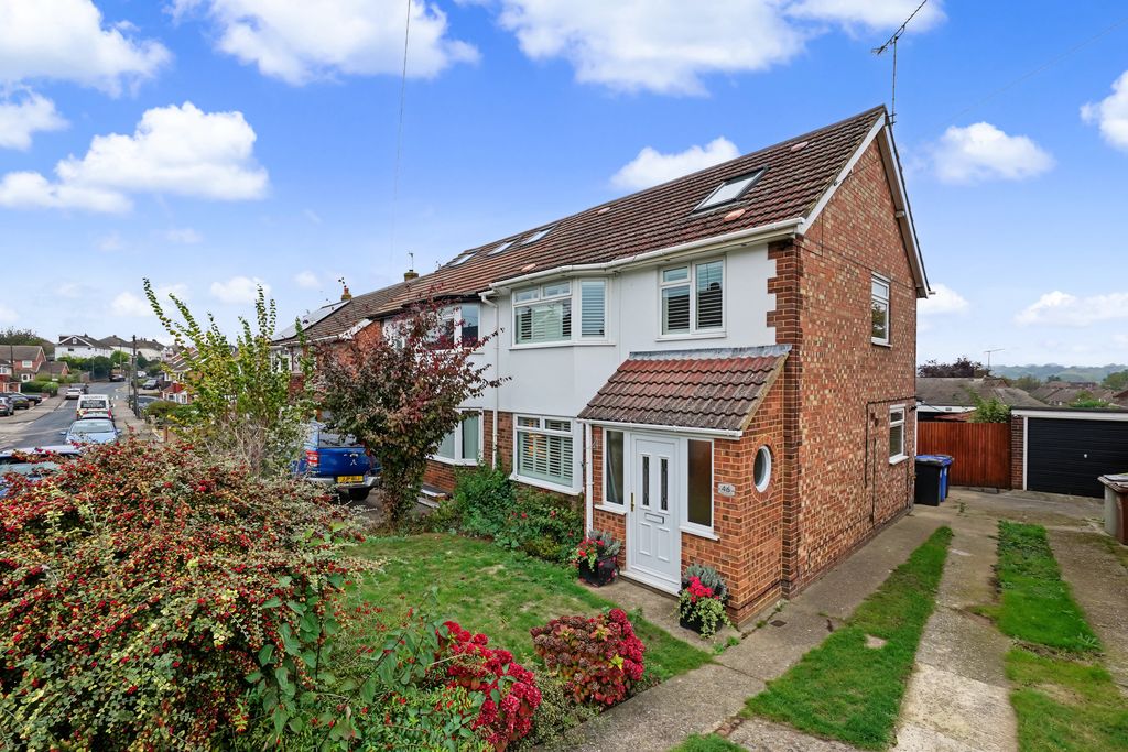 Property photo 1 of 15 4 Bed Semi Detached For Sale Jarrett Avenue, Wainscott Me2