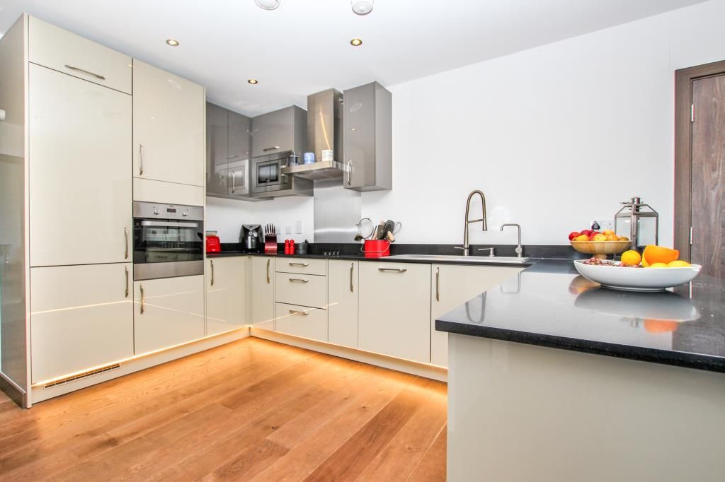 Property photo 2 of 19