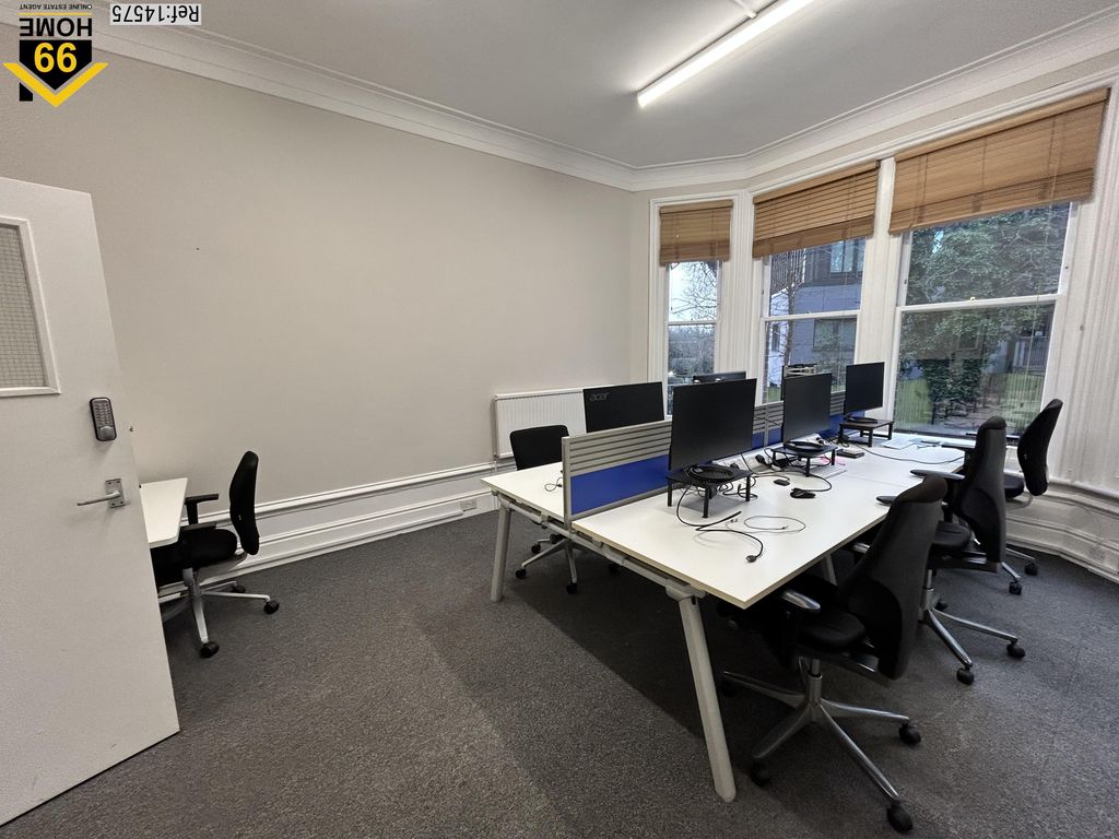 Property photo 2 of 8 Photo 1