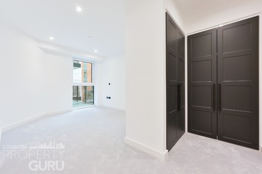 Property photo 3 of 12 Propertyimages