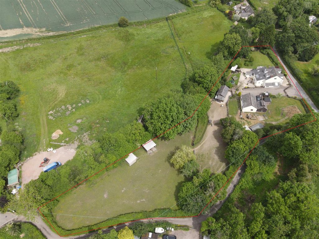 Property photo 2 of 41
