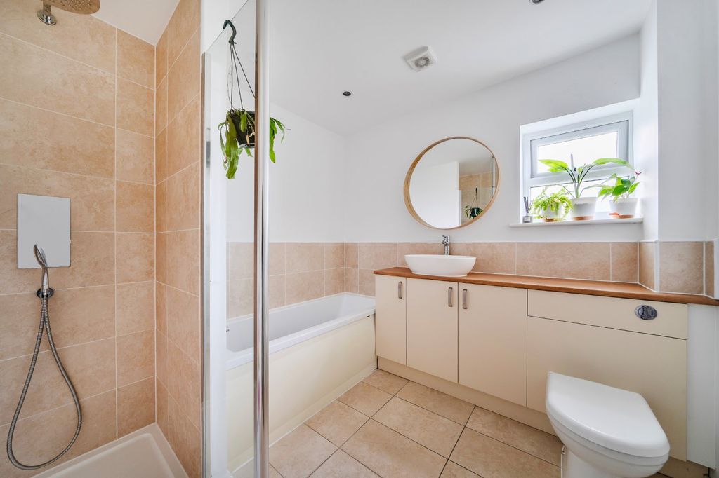Additional image 8 of 4 bed detached house for saleGrove Road, Fareham, Hampshire PO16