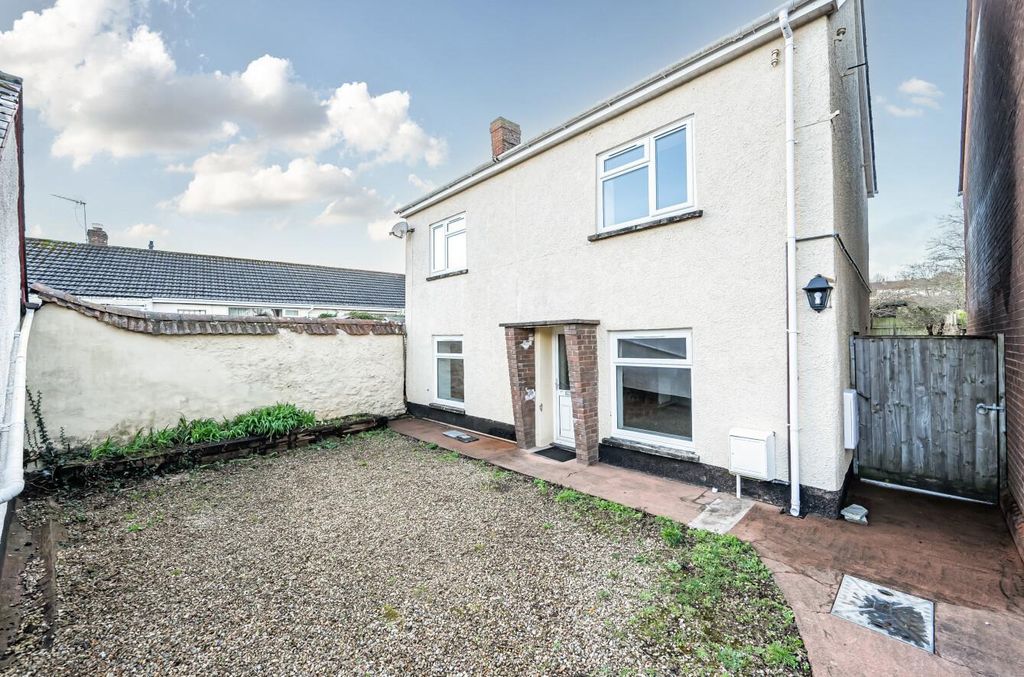 Property photo 1 of 19 Tiverton Seddons