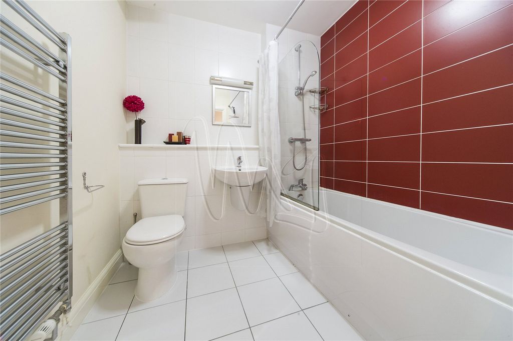 Property photo 3 of 7 Picture No. 06