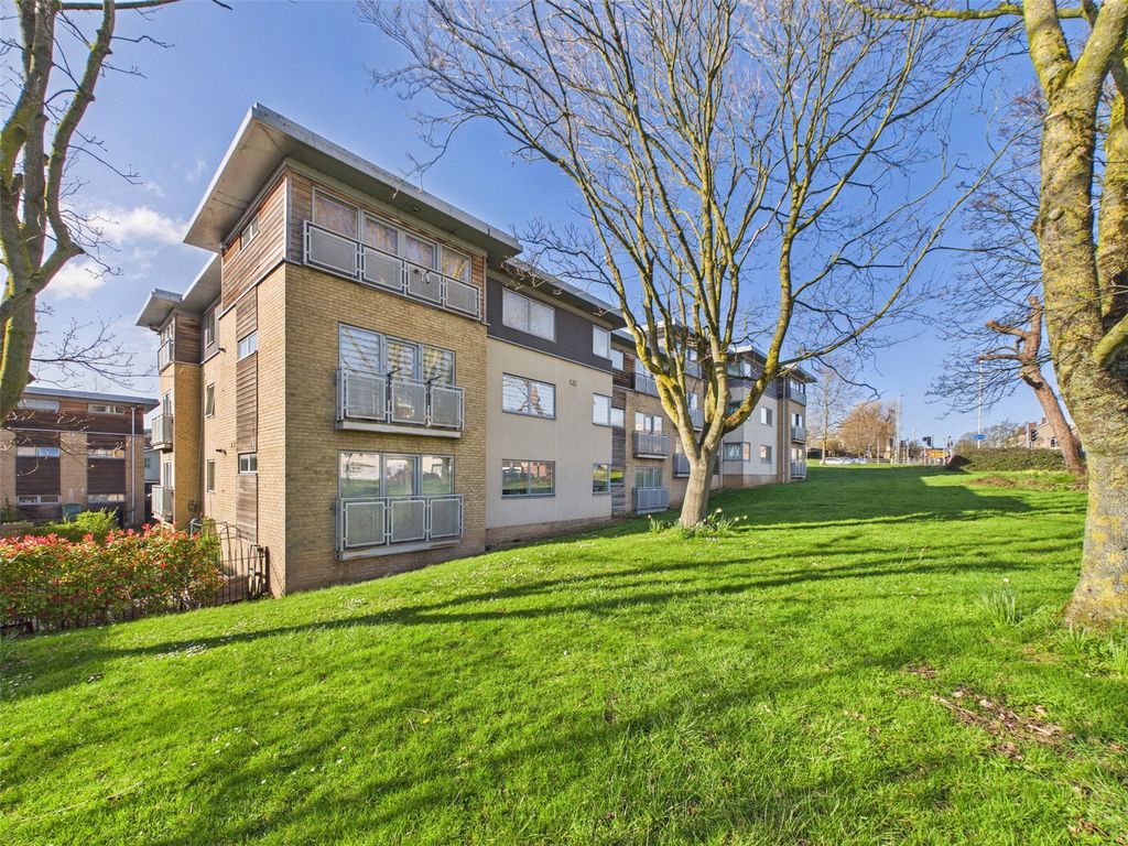 Property photo 1 of 11 Picture No. 17