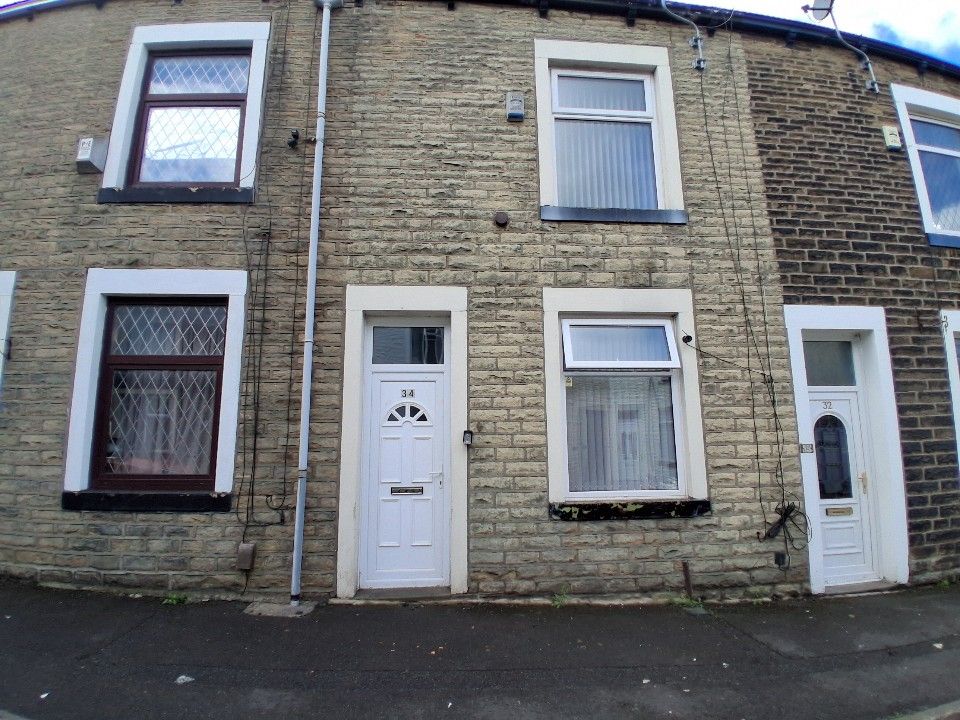 Property photo 1 of 18