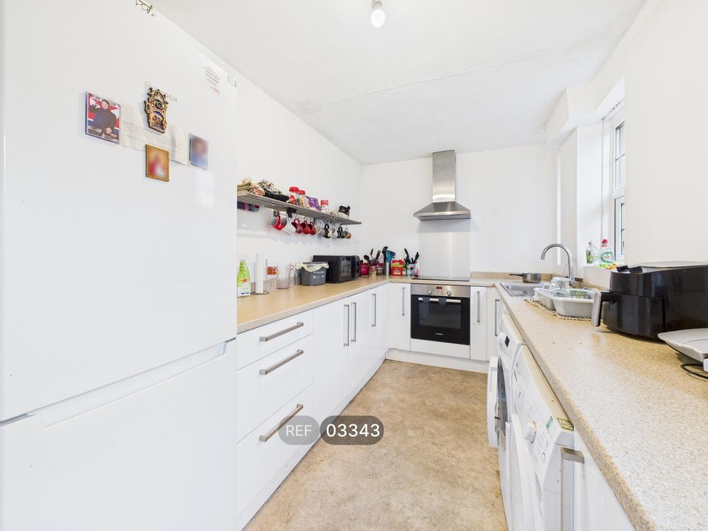 Property photo 2 of 16 Kitchen