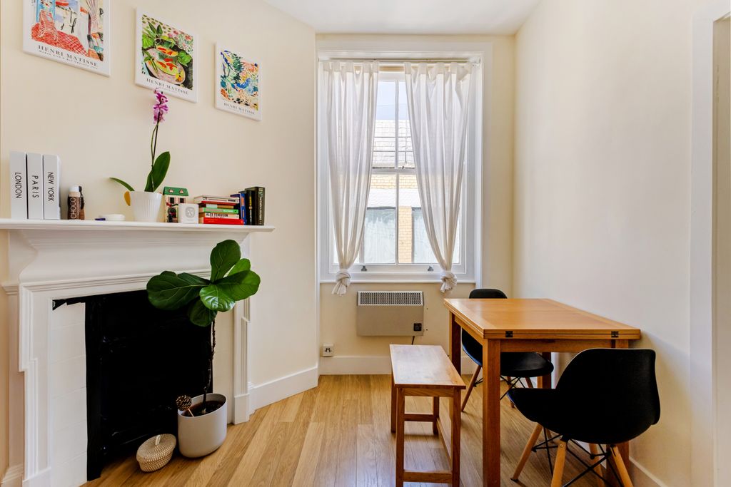Property photo 2 of 6